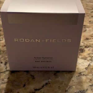 Rodan + Fields Active Hydration body replenisher